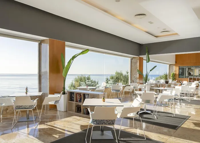 Del Mar By Melia Alicante